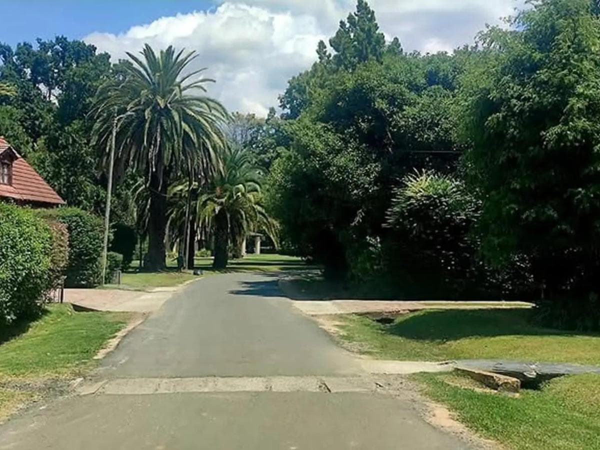 LAS LAJAS COUNTRY CLUB HOUSE FOR RENT IN GRAL. RODRIGUEZ