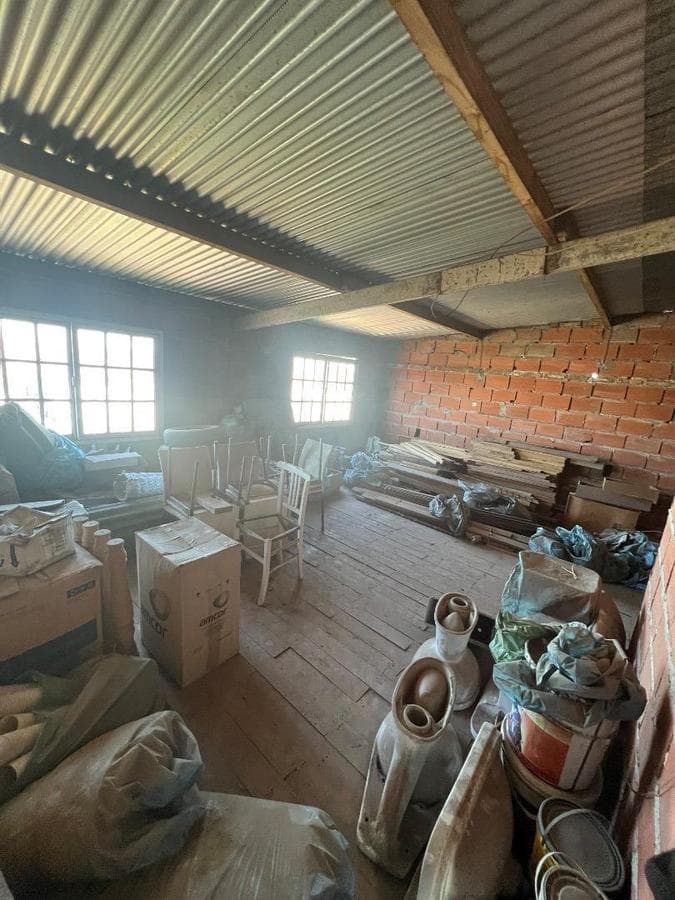 Multifamily Home Plus Commercial Space in Moreno Trujui