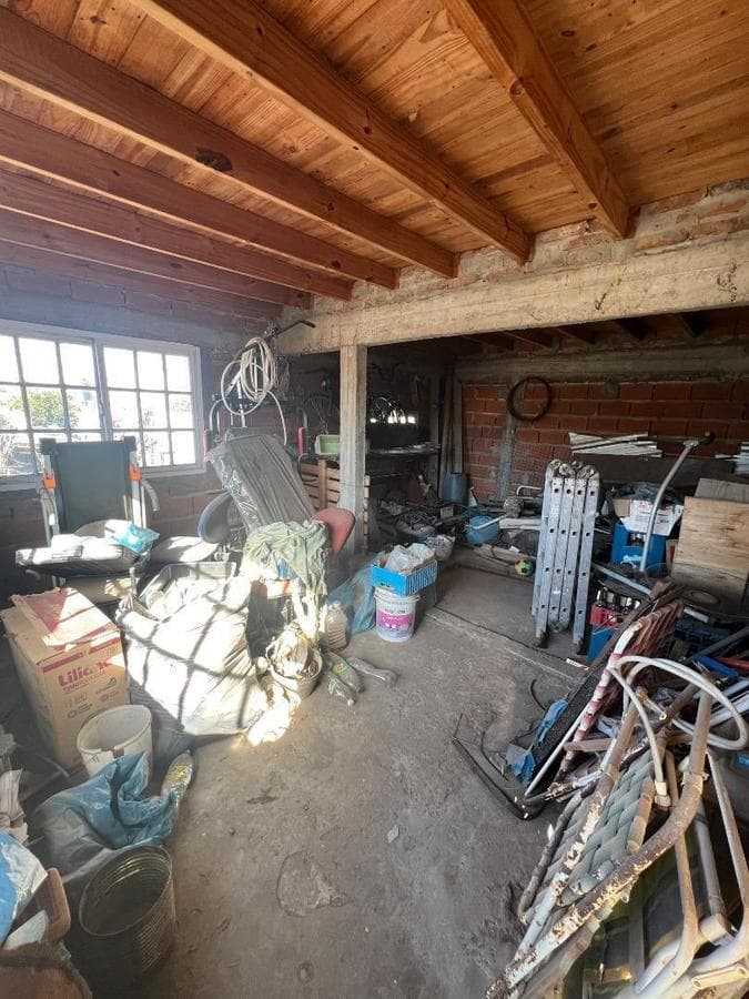 Multifamily Home Plus Commercial Space in Moreno Trujui