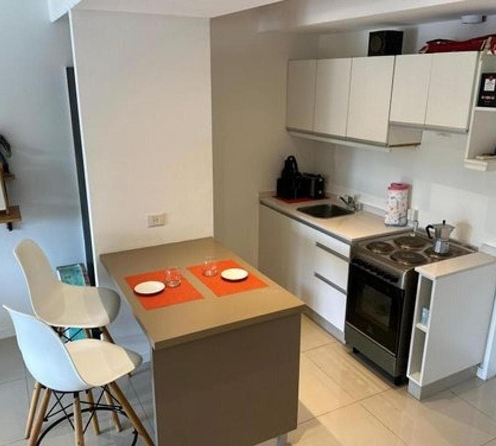 APARTMENT FOR SALE IN MORENO CENTRO: 2 ROOMS WITH GARAGE