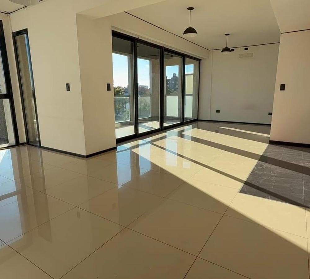 APARTMENT FOR SALE IN MORENO CENTRO, 3 ROOMS