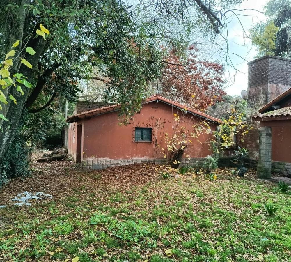 FARMHOUSE IN SAN MIGUEL – IDEAL FOR RESIDENCE OR REAL ESTATE DEVELOPMENT