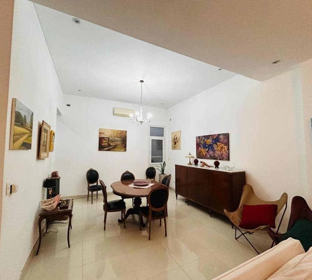 HOUSE FOR SALE, DOWNTOWN MERCEDES B.