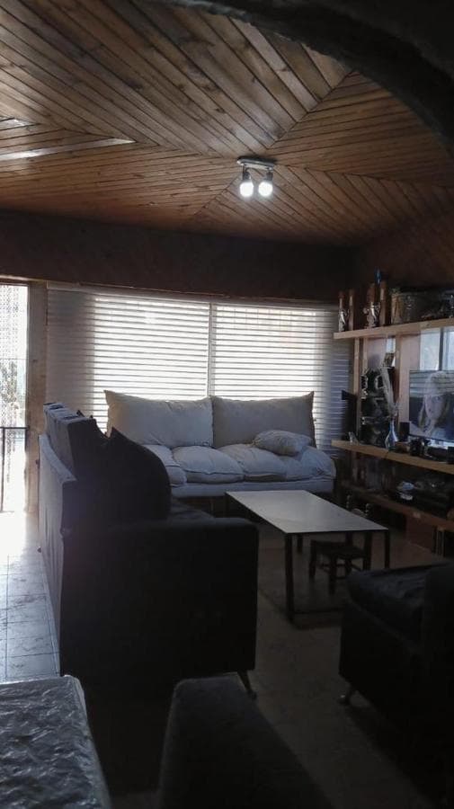 CASA TIPO AMERICANA DE 5 AMBIENTES