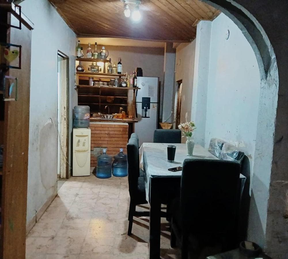 CASA TIPO AMERICANA DE 5 AMBIENTES