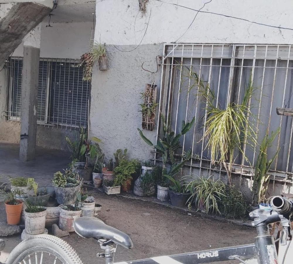 CASA TIPO AMERICANA DE 5 AMBIENTES