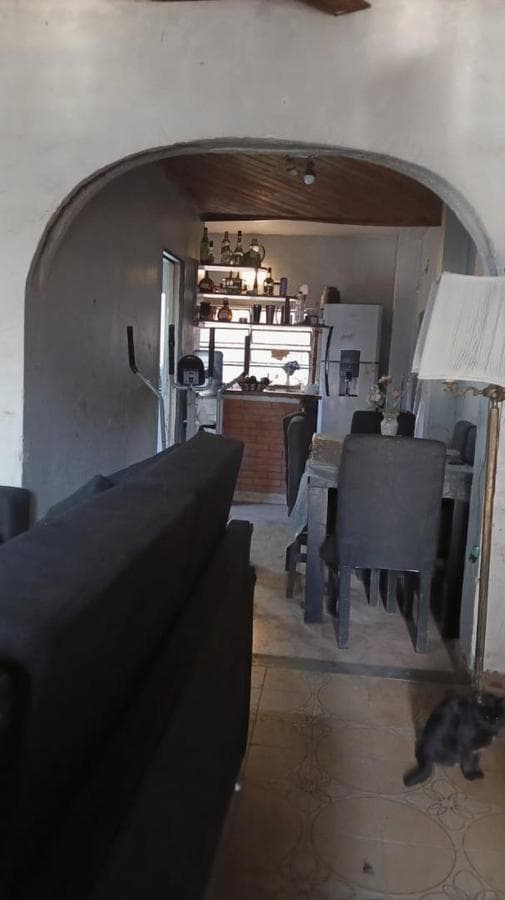 CASA TIPO AMERICANA DE 5 AMBIENTES