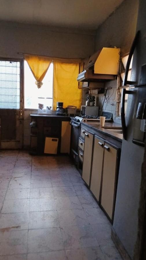 CASA TIPO AMERICANA DE 5 AMBIENTES