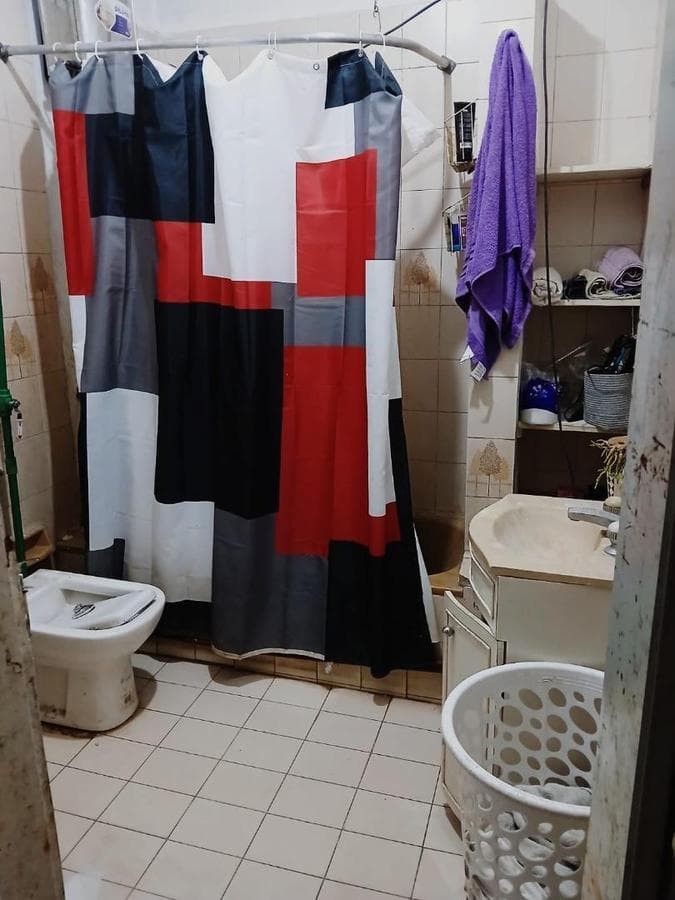 CASA TIPO AMERICANA DE 5 AMBIENTES