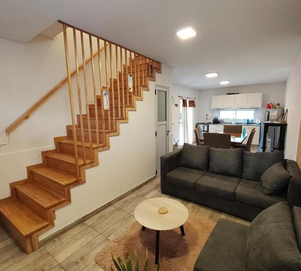 5-BEDROOM HOUSE FOR SALE IN SOLARES DEL OESTE, GRAL. RODRIGUEZ