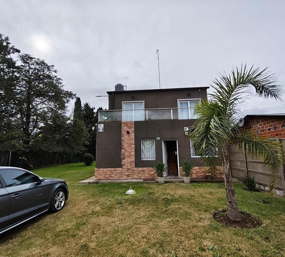 5-BEDROOM HOUSE FOR SALE IN SOLARES DEL OESTE, GRAL. RODRIGUEZ