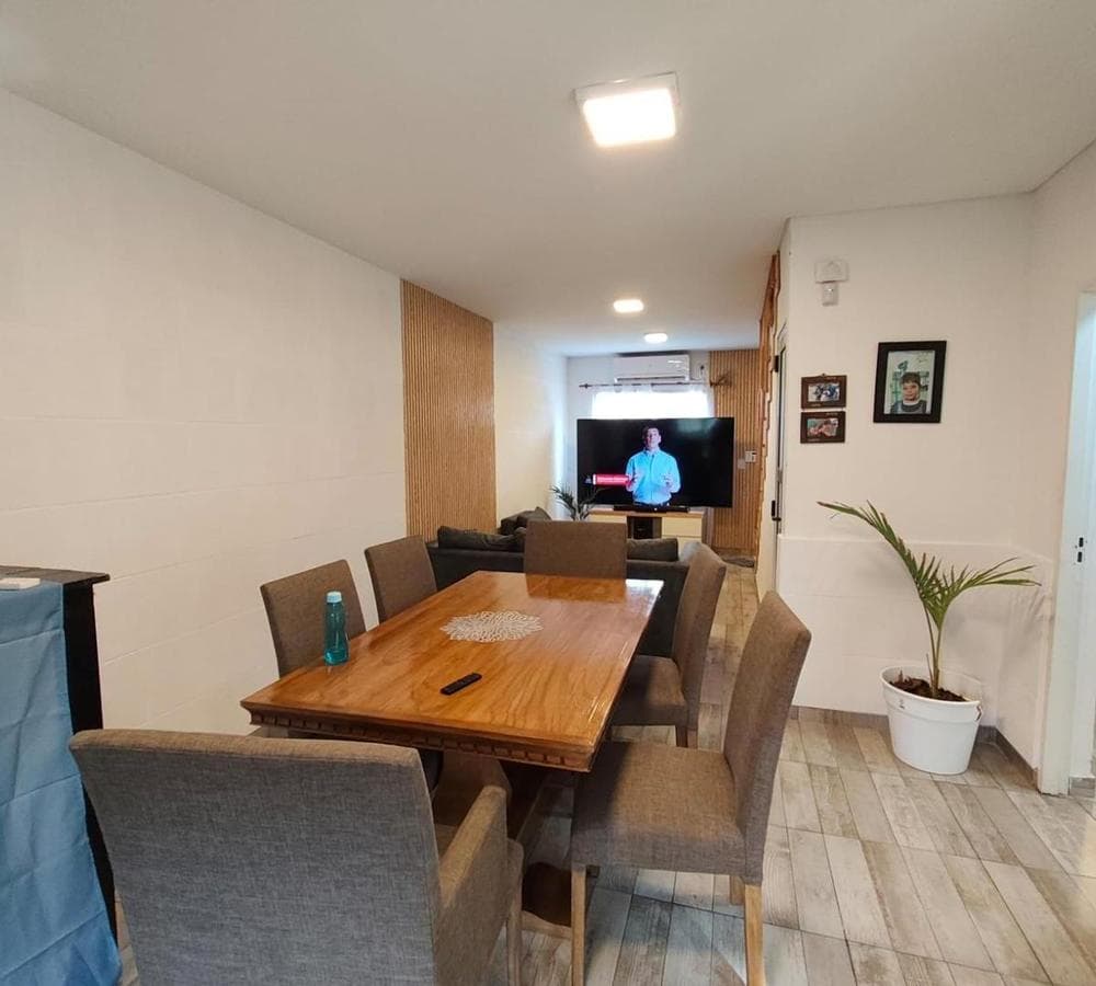 5-BEDROOM HOUSE FOR SALE IN SOLARES DEL OESTE, GRAL. RODRIGUEZ
