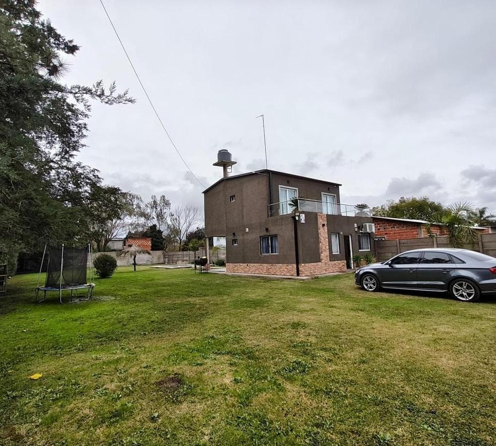 5-BEDROOM HOUSE FOR SALE IN SOLARES DEL OESTE, GRAL. RODRIGUEZ