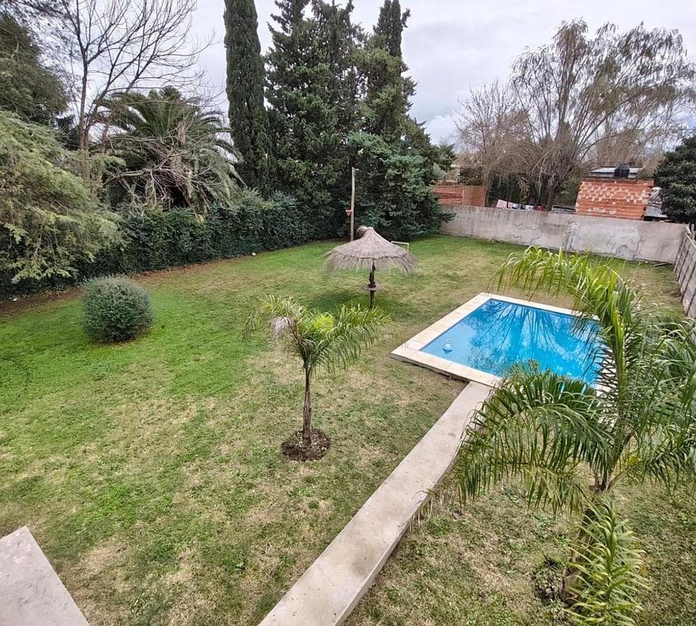 5-BEDROOM HOUSE FOR SALE IN SOLARES DEL OESTE, GRAL. RODRIGUEZ