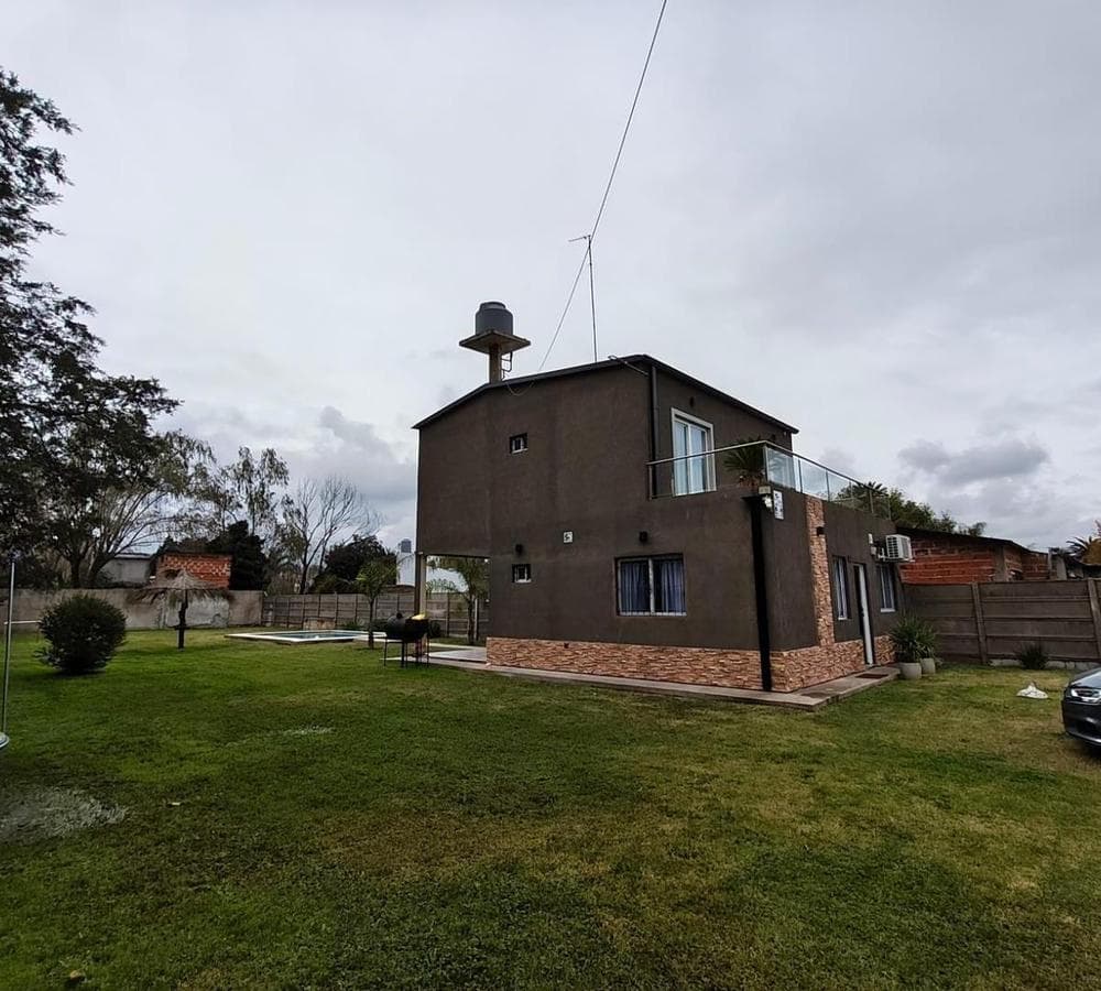 5-BEDROOM HOUSE FOR SALE IN SOLARES DEL OESTE, GRAL. RODRIGUEZ