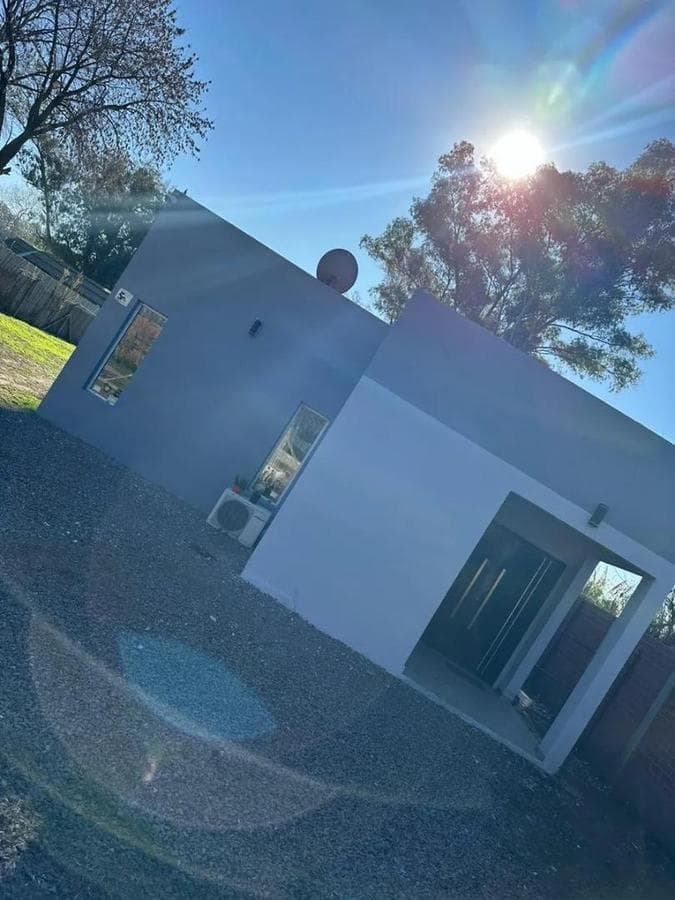 For Sale: House with Pool, 4 Bedrooms, 2 Bathrooms, General Rodriguez