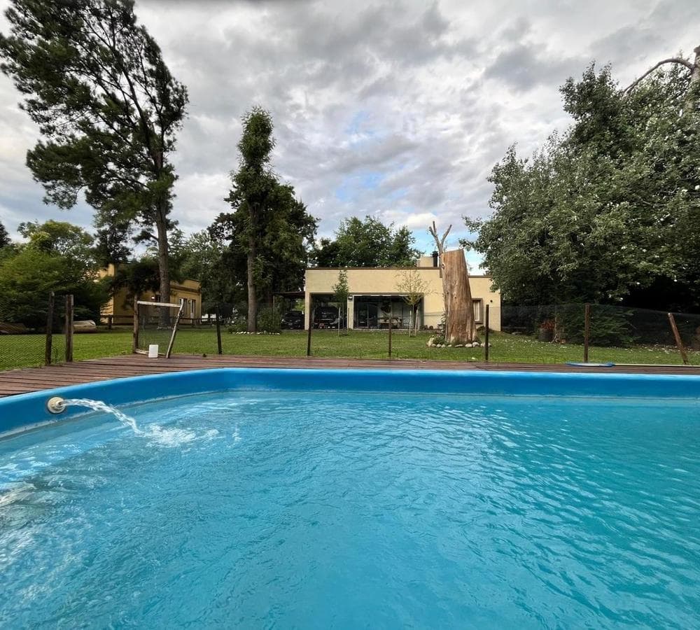 House for sale in Lomas de San Francisco, 1,500 m² lot.