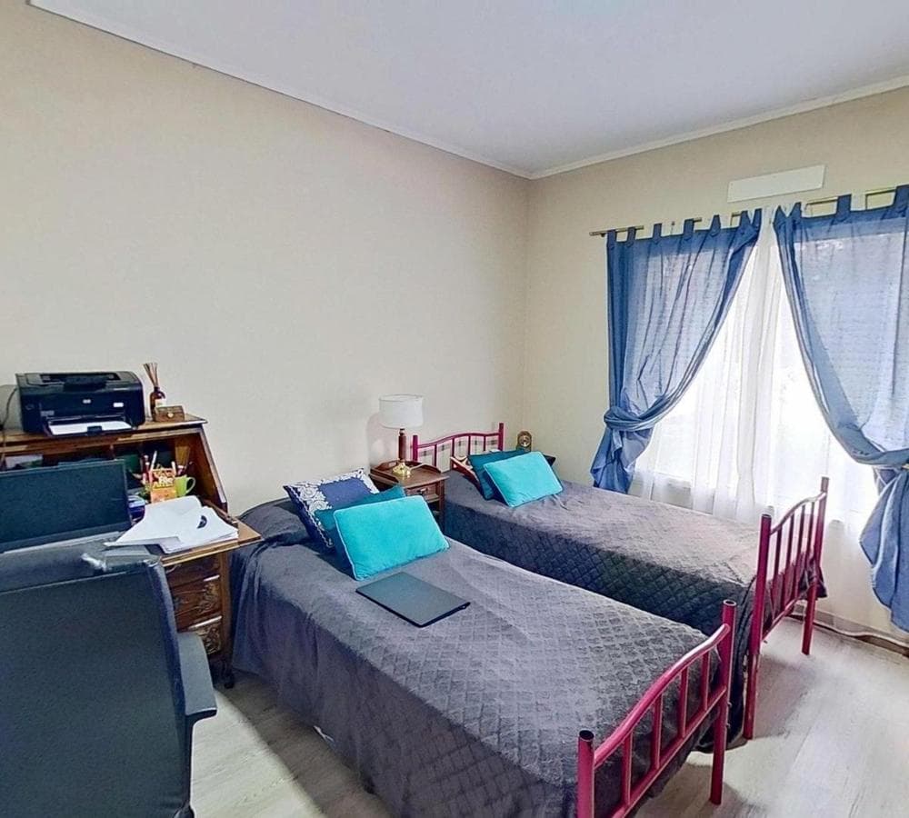 House for sale in Lomas de San Francisco, 1,500 m² lot.