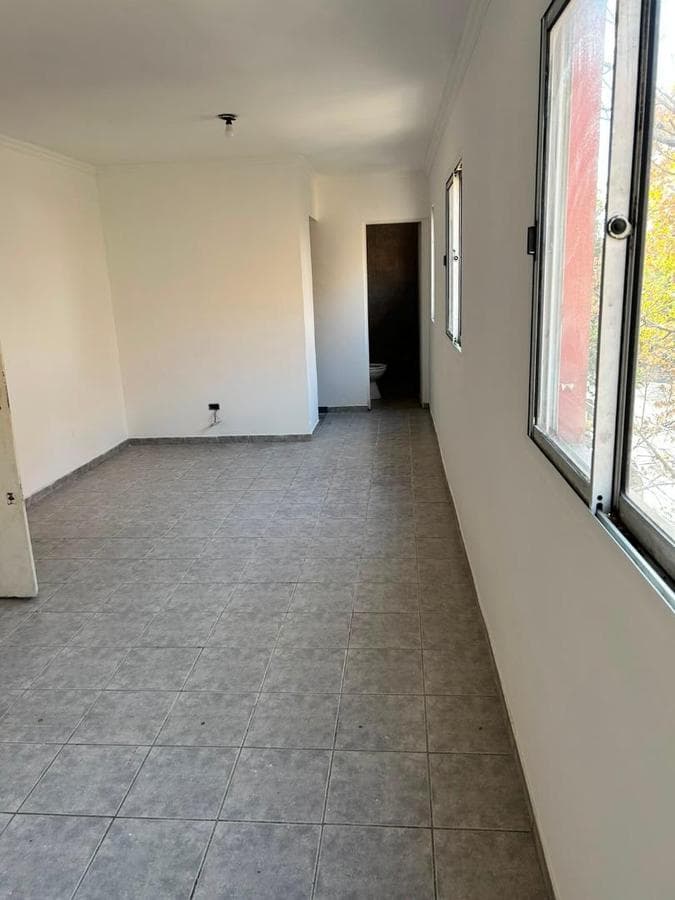 First-floor office, downtown Moreno