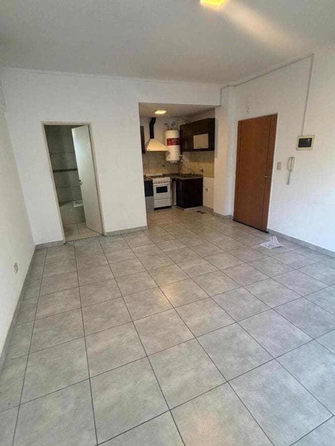 Spacious and Bright Studio Apartment for Sale in the Ciudadela Area