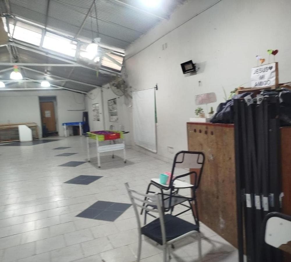 WAREHOUSE FOR SALE, QUALIFIES FOR FINANCING, IN PASO DEL REY