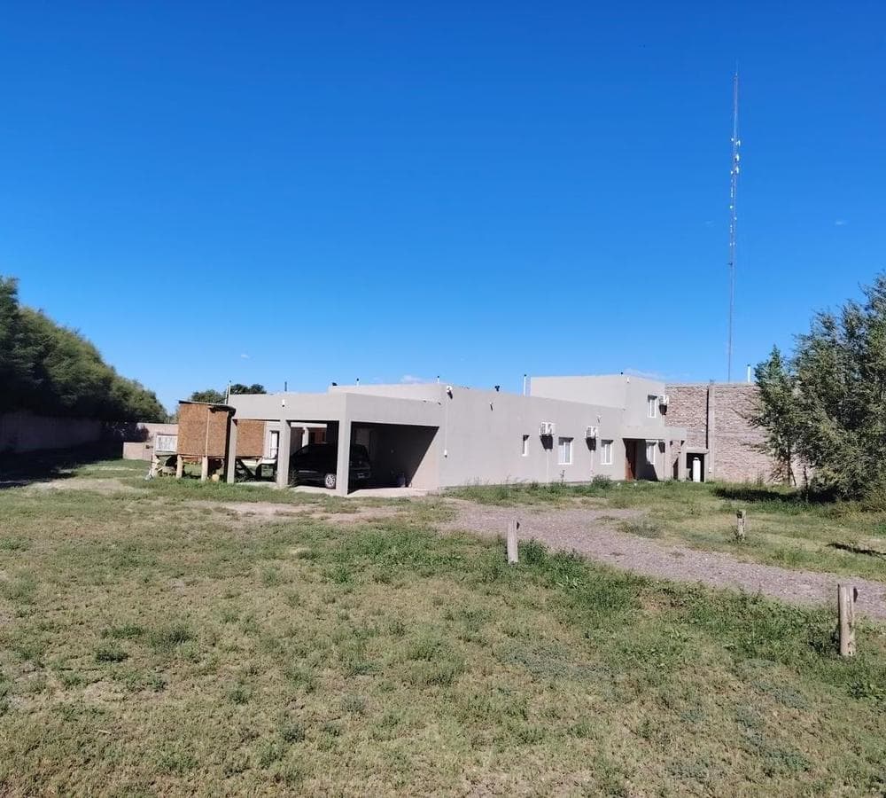 HOUSE FOR SALE, RIO NEGRO
