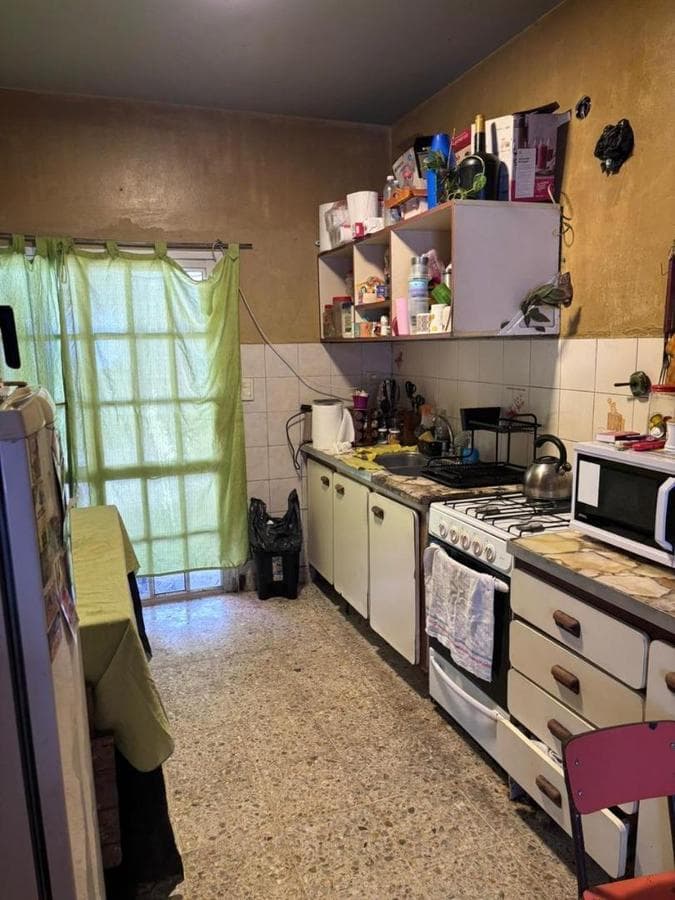 SPACIOUS, EXCELLENT HOME, IDEAL FOR A PEACEFUL LIFESTYLE