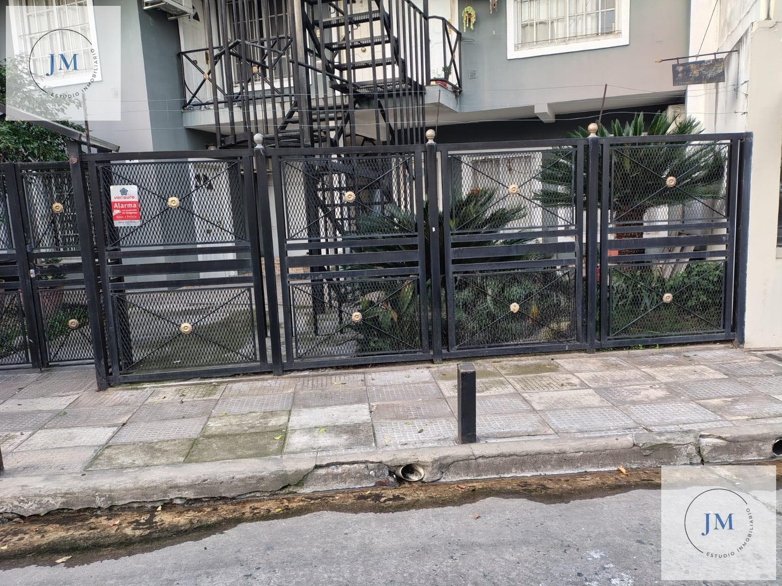 Excellent apartment in a condominium