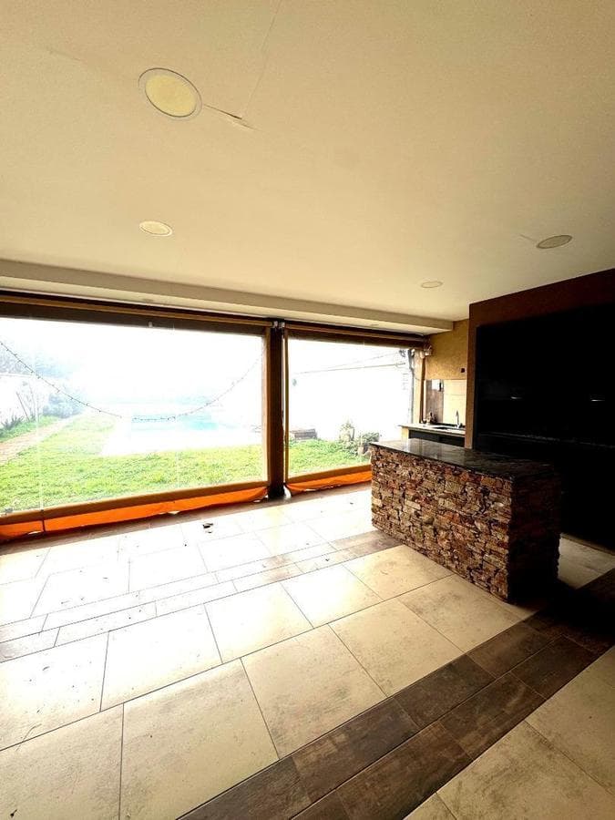 Renovated house with a pool and a porch, 3 bedrooms, San Miguel.