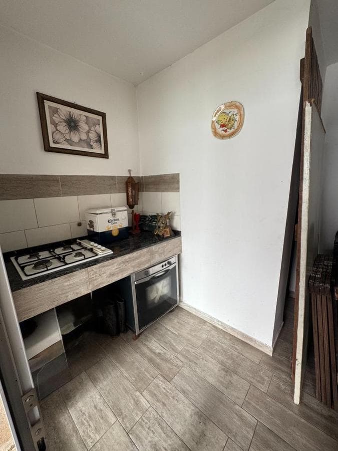 Casa remodelada con pileta y galería, 3 hab, San Miguel.
