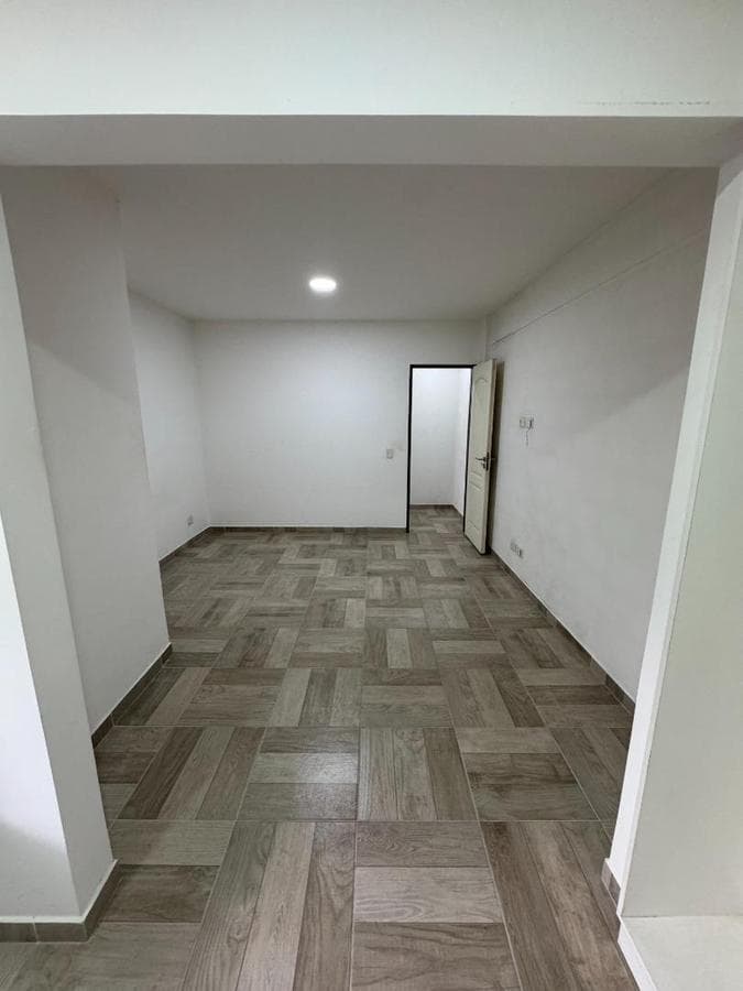 Casa remodelada con pileta y galería, 3 hab, San Miguel.