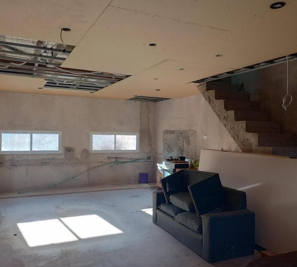 Great Opportunity: House Under Construction in Malvinas