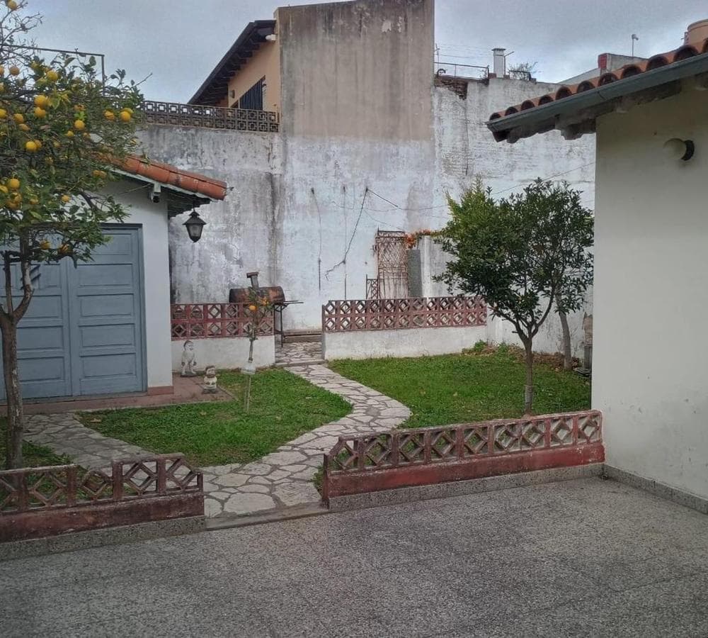 Chalet for sale in San Martin B.