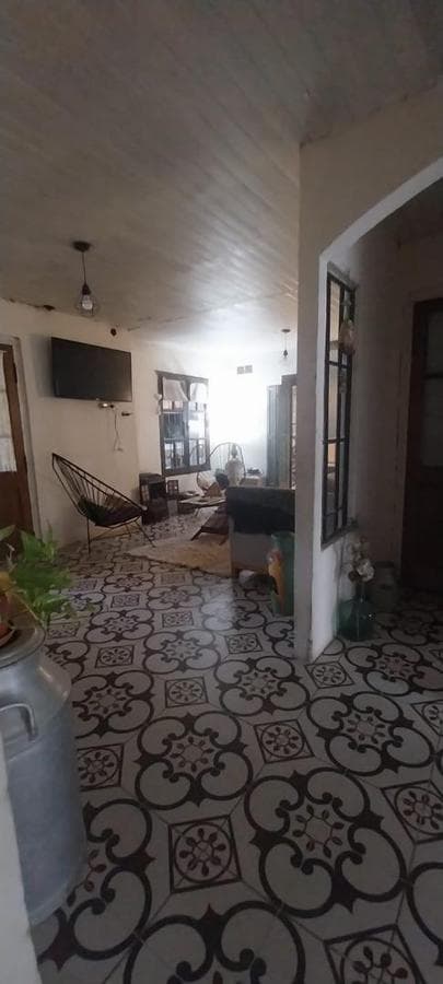 HOUSE IN THE VALLE VIEJO NEIGHBORHOOD - SAN EMILIO, LUJAN