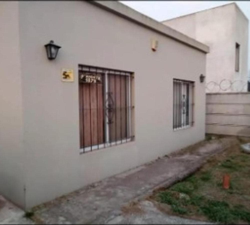 3-ROOM HOUSE FOR SALE IN LA REJA