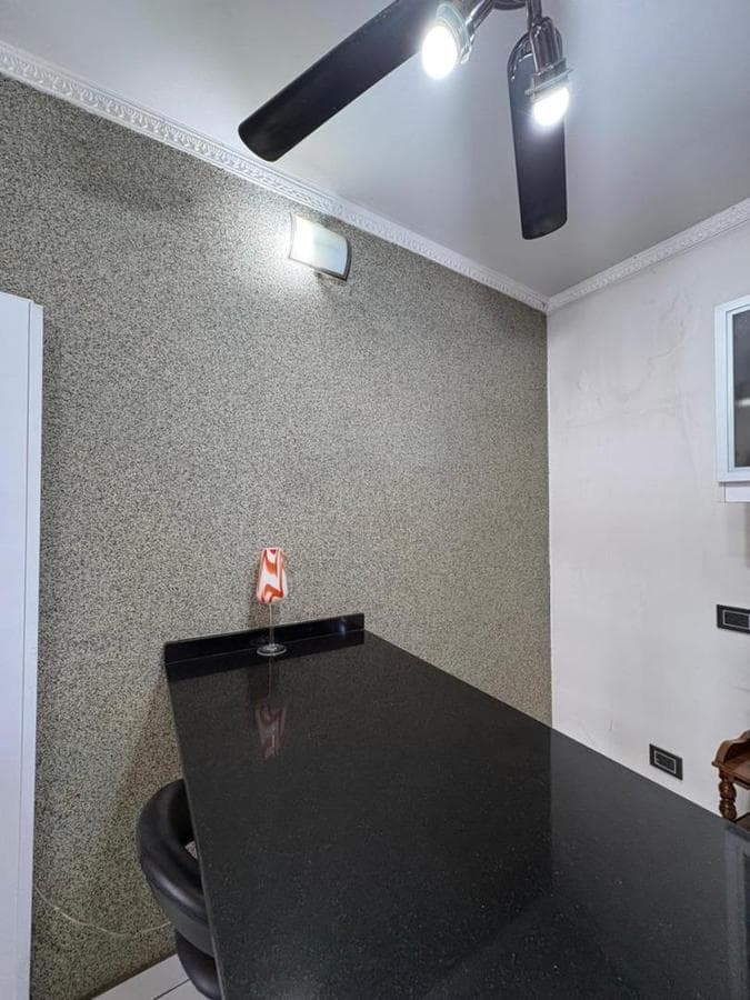 House for Sale with Commercial Space on a Main Avenue in Moreno
