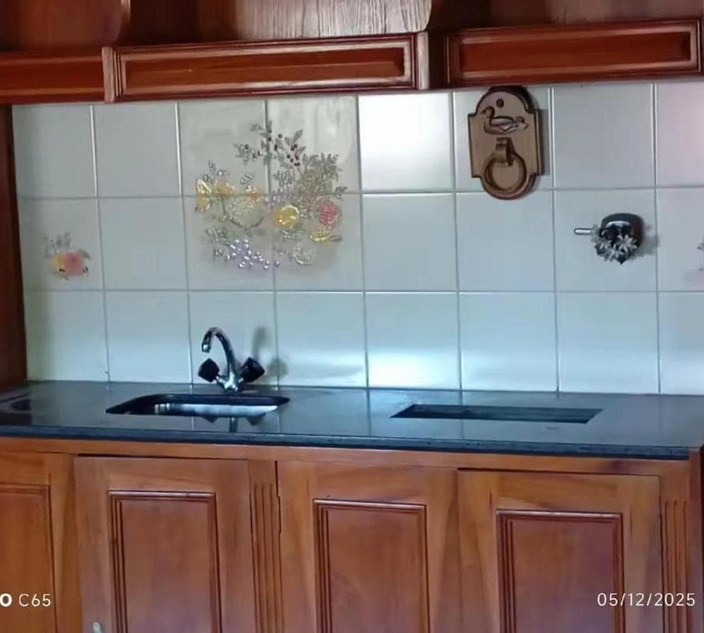 PH FOR SALE IN THE JOSE LEON SUAREZ BLOCK