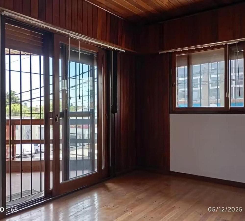 PH FOR SALE IN THE JOSE LEON SUAREZ BLOCK
