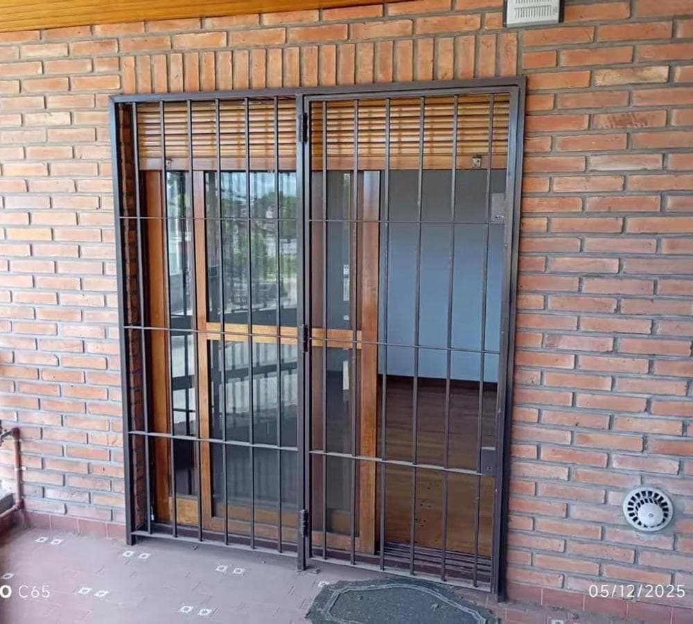 PH FOR SALE IN THE JOSE LEON SUAREZ BLOCK