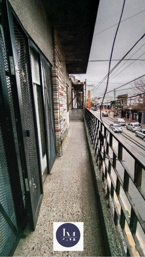 FOR SALE IN CASTELAR: 3-Bedroom, 2 Patios, BBQ, Balcony, Terrace