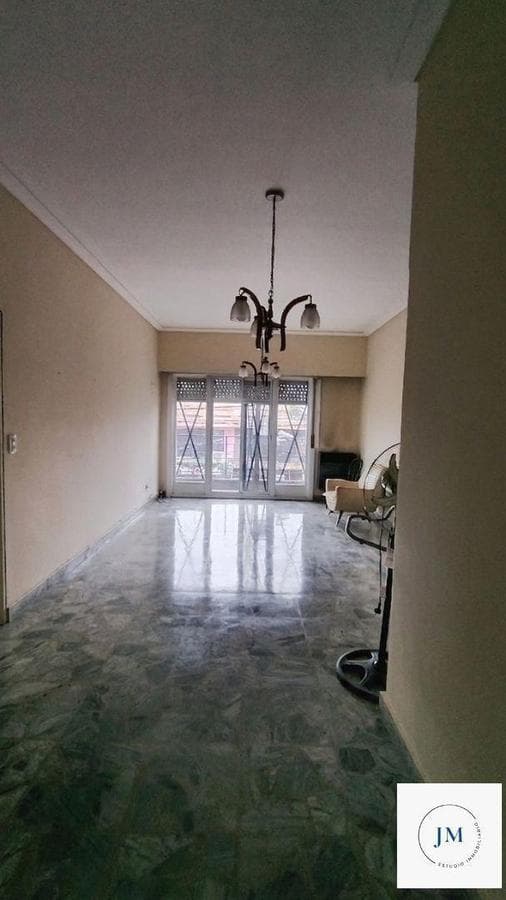 FOR SALE IN CASTELAR: 3-Bedroom, 2 Patios, BBQ, Balcony, Terrace