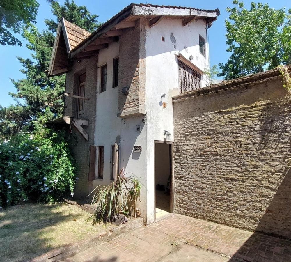 HOUSE FOR SALE - 3-room house in Don Torcuato
