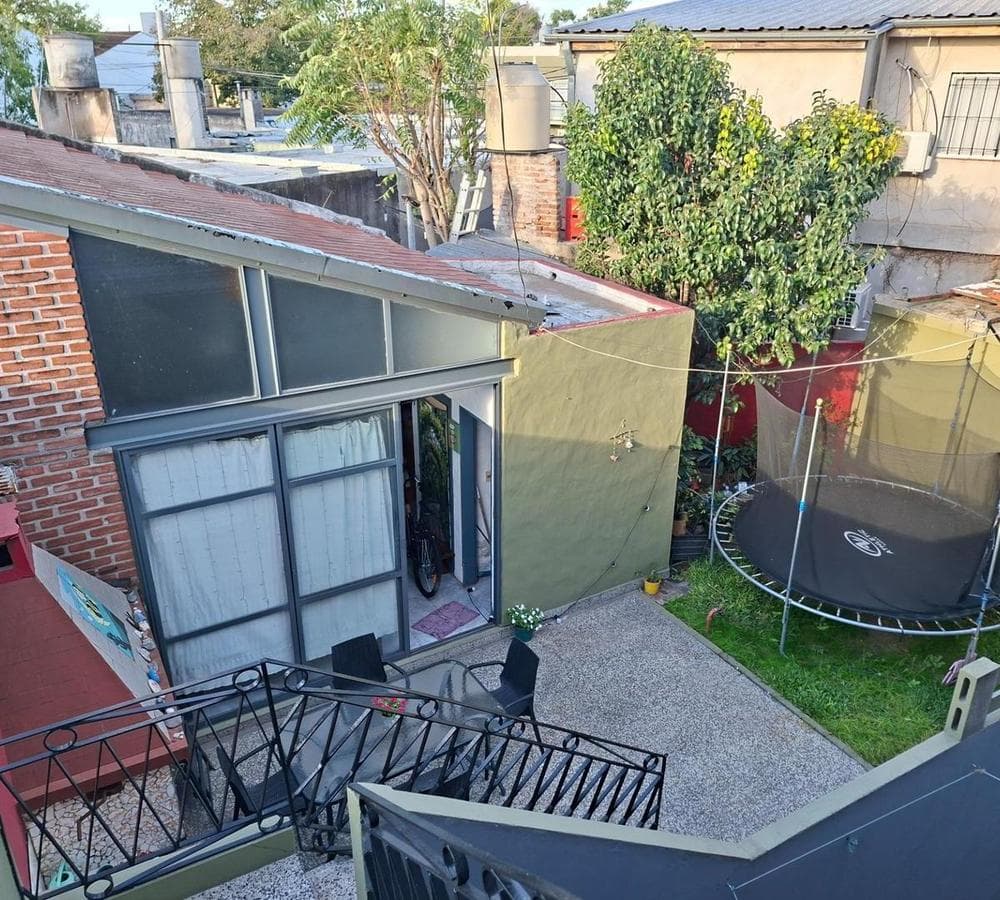 HOME FOR SALE - MULTIFAMILY. GREAT OPPORTUNITY.