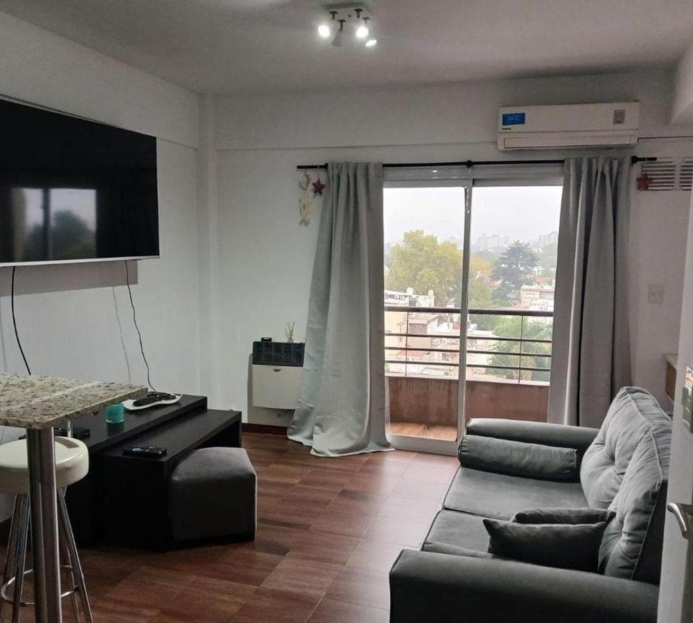 BRIGHT APARTMENT FOR SALE WITH SPACIOUS ROOMS