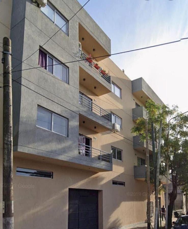 APARTMENT FOR SALE: SPACIOUS AND VERY BRIGHT IN ZOGBA