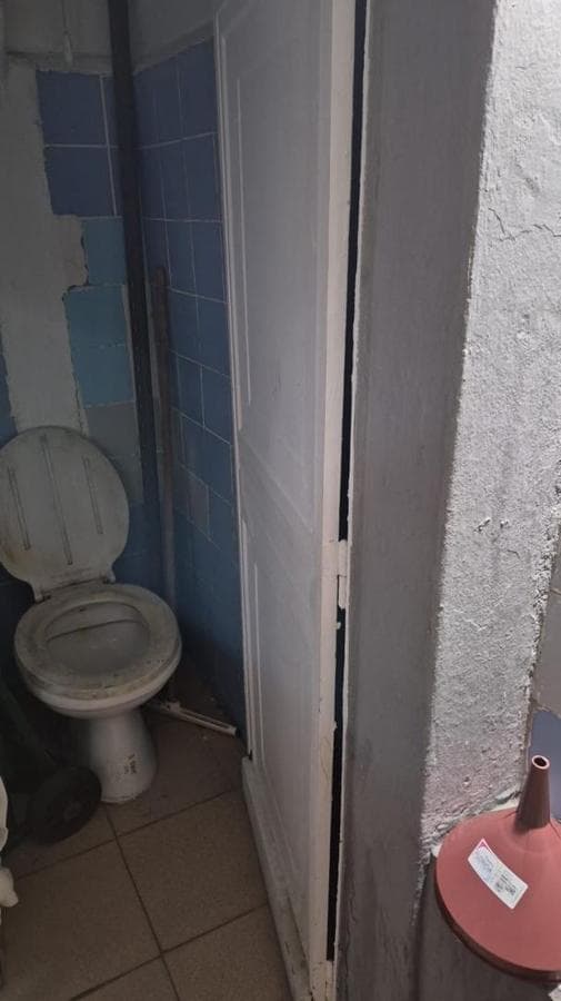 BUSINESS FOR SALE: CLEANING SUPPLIES IN ALMAGRO, BUENOS AIRES CITY