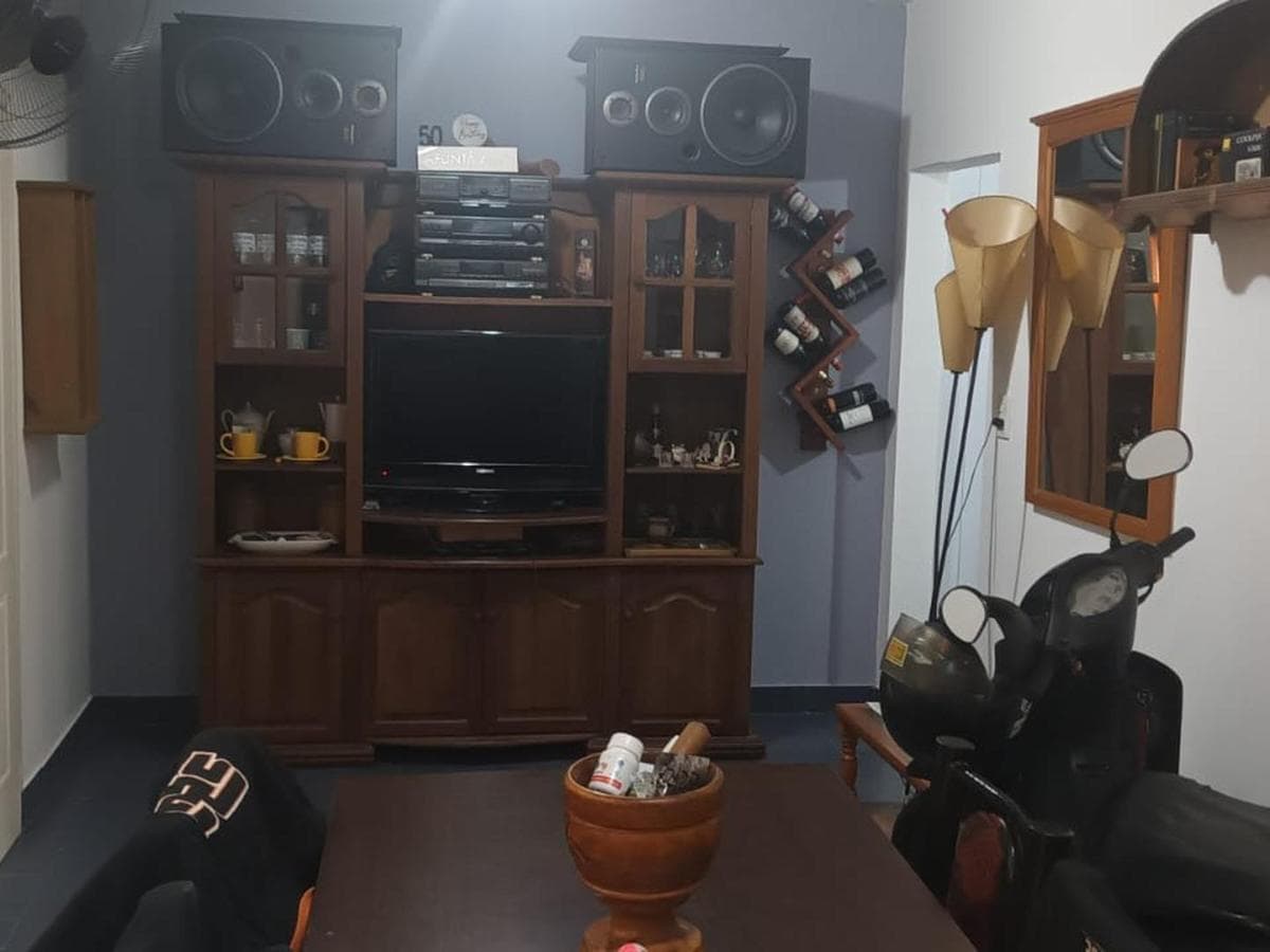 "COMPLEX + HOUSE ON THE SAME LOT IN CHIVILCOY"