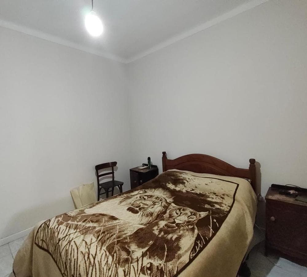 HOUSE FOR SALE IN THE ZAPIOLA NEIGHBORHOOD