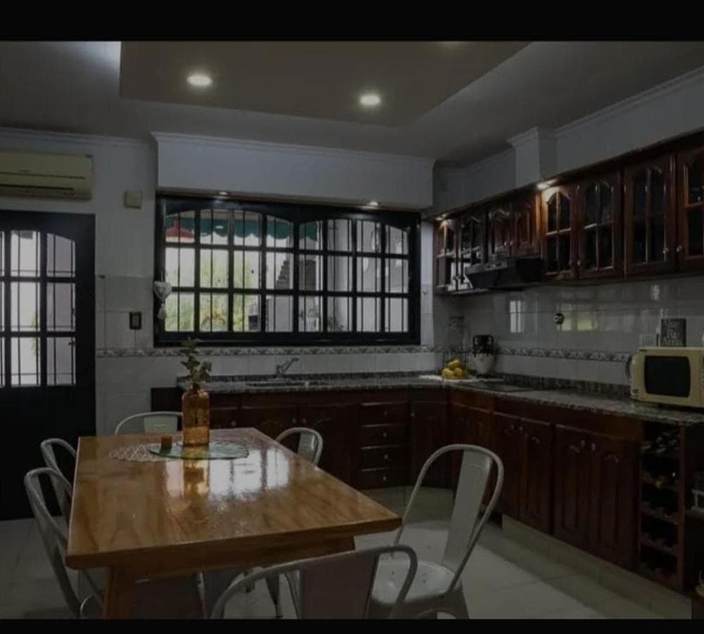 BEAUTIFUL 5-ROOM HOUSE IN PASO DEL REY