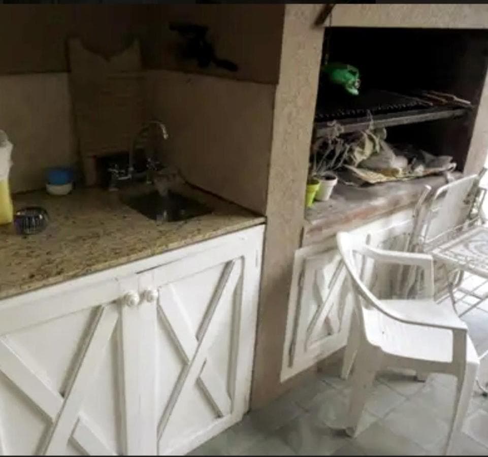 4-bedroom chalet with garage, Haedo Chico